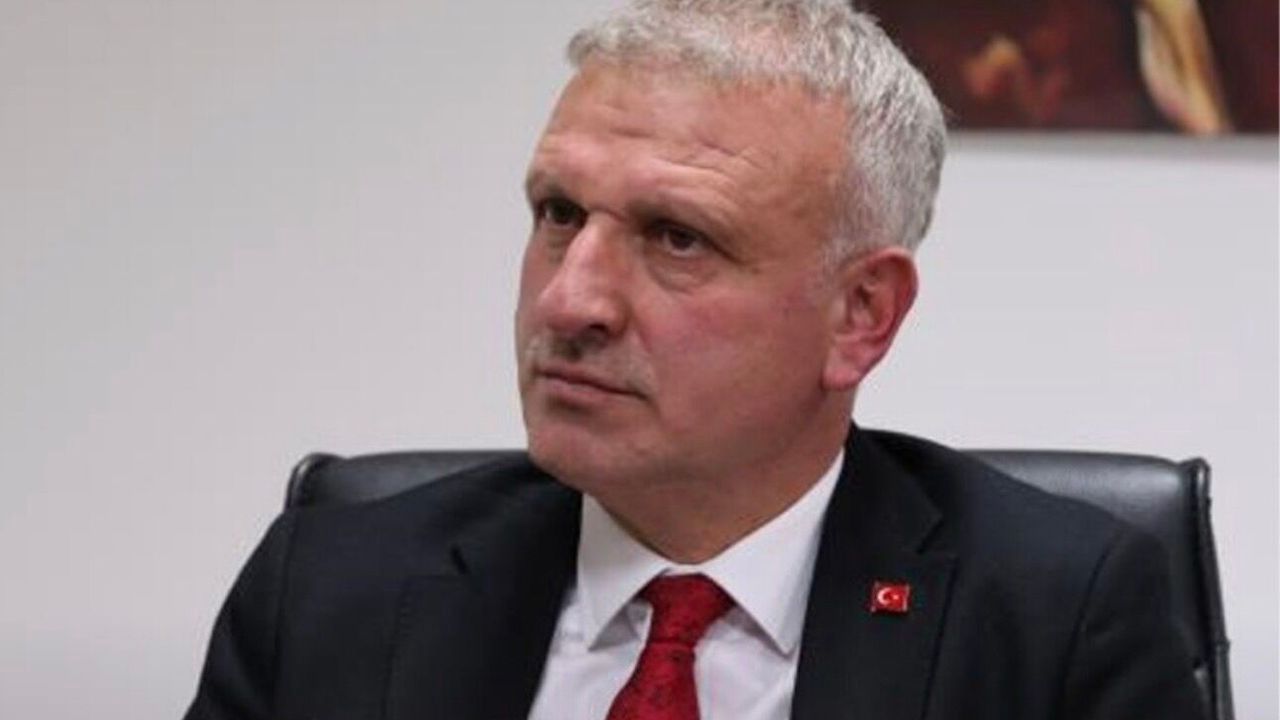 Oktay Saral’dan Üniversitelere Sert Uyarı: “Bu İhanettir”