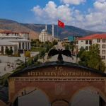 Bitlis Eren Tıp İlk Öğrencilerini Üst Başarı Diliminden Aldı