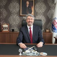 Uzm. Dr. Orhan Koç Kimdir?