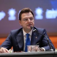 Prof. Dr. Halit Yerebakan Kimdir? Hayatı ve Kariyeri