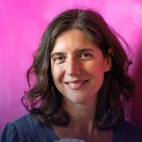 Prof. Dr. Fatma Deniz kimdir?