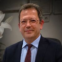 Çağatay Çalıkoğlu Kimdir? Hayatı, Eğitimi ve Beyin Cerrahisi Kariyeri