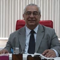 Prof. Dr. Erbil Gözükırmızı Kimdir? Hayatı, Eğitimi ve Nöroloji Kariyeri
