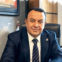 Adnan Beker Kimdir? Hayatı, Eğitimi ve Siyasi Kariyeri