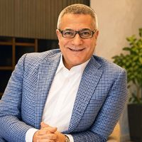 Mehmet Ali Erbil Kimdir? Hayatı, Eğitimi ve Televizyon Kariyeri