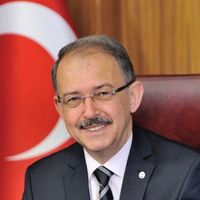 Prof. Dr. Güner Dağlı Kimdir? SANKO Üniversitesi Rektörü ve Akademik Kariyeri
