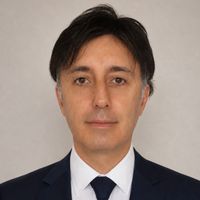 Prof. Dr. Hasan Sinan Uslu Kimdir?