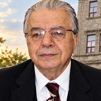 Prof. Dr. Mehmet Yazıcı Kimdir? Akademik Hayatı ve Eserleri