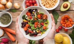 Sağlıklı beslenmede protein-karbonhidrat-yağ dengesi nasıl olmalıdır?