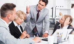 Kamu önünde azarlama kişilik bozukluğu