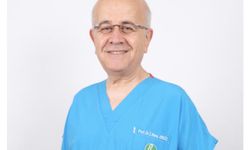 Ünlü Göz Doktoru Prof. Dr. Reha Ersöz Hayatını Kaybetti