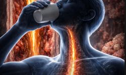 Kaynar İçenler Dikkat: Yemek Borusu Kanseriyle İlişkilendirilen Sessiz Risk