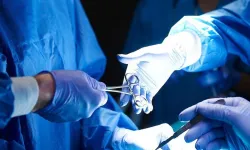 Meme Protezi Hakkında En Çok Merak Edilenler: Uzmanlar Yanıtladı