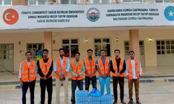 Bir Şişe Su, Birkaç Hurma… SBÜ’den Somali’de Büyük Dayanışma