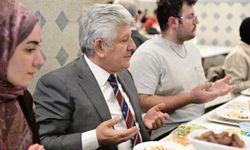 Rektör Aydın’dan İranlı Öğrencilere “Yalnız Değilsiniz” Mesajı