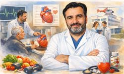 Doç. Dr. Remzi Sarıkaya, Hem Kalplere Dokunuyor Hem Kurum Yönetiyor