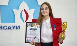 Nazlı İbişova’dan Çok Yönlü Başarı: Bilimde, Sanatta ve Dilde Örnek Öğrenci Profili