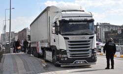 Sağlık Bakanlığı’ndan İran’a İkinci Etap Yardım: 6 Tır Tıbbi Malzeme Yola Çıktı