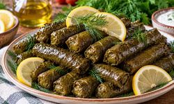 Zeytinyağlı Yaprak Sarma Tarifi: Tam Ölçülü Ev Usulü