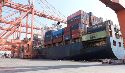 Sağlık Bakanlığı’ndan Lübnan’a 15,6 Tonluk Tıbbi Yardım