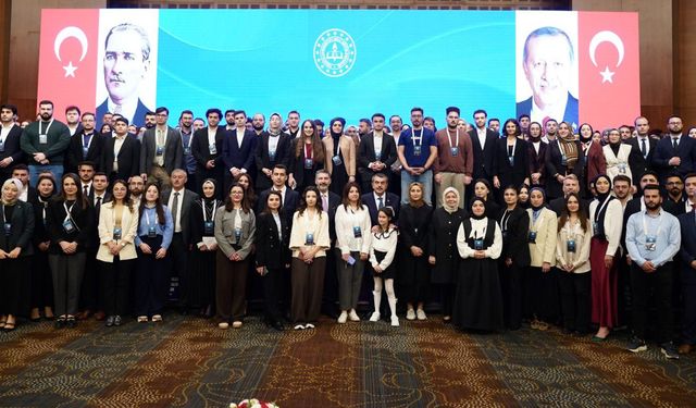 Milli Eğitim Bakanlığı 811 Öğrenciyi Yurt Dışına Gönderiyor