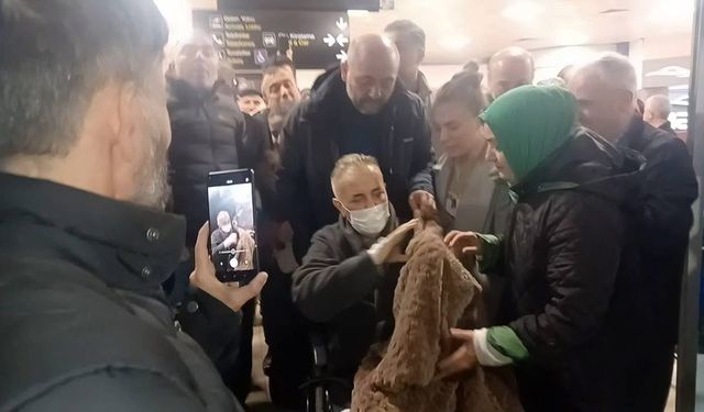 Başhekim Osman Şener’den müjdeli dönüş: Trabzon Havalimanı’nda duygulu karşılama