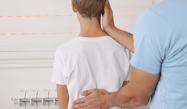 Gece Bacak Ağrısıyla Uyanan Çocuklar İçin Uzman Uyarısı: Her Ağrı Büyüme Ağrısı Olmayabilir