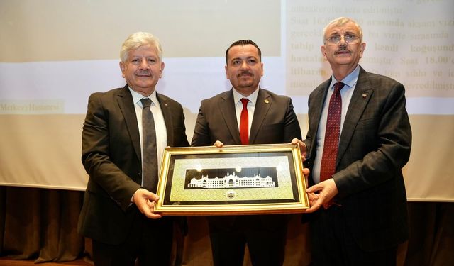 1827’den 1919’a: Prof. Dr. Cevdet Erdöl 14 Mart’ın Çıkış Hikayesini Anlattı