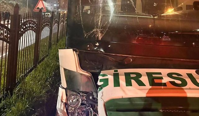 Giresunspor Kafilesi Kaza Geçirdi