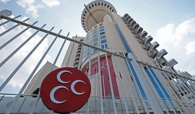 MHP, İstanbul İl Teşkilatı ile 39 ilçe teşkilatını feshetti
