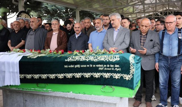 İtalya’dan Gelen Acı Haber: Zeynep Sıla Kaya Düzce’de Toprağa Verildi
