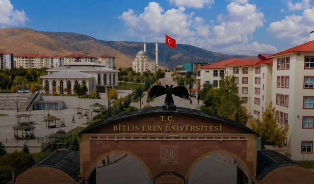Bitlis Eren Tıp İlk Öğrencilerini Üst Başarı Diliminden Aldı