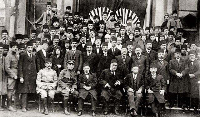 14 Mart’ın Hüzünlü Hikâyesi: Tıbbiyelilerin İşgal Altında Başlattığı Sessiz Direniş