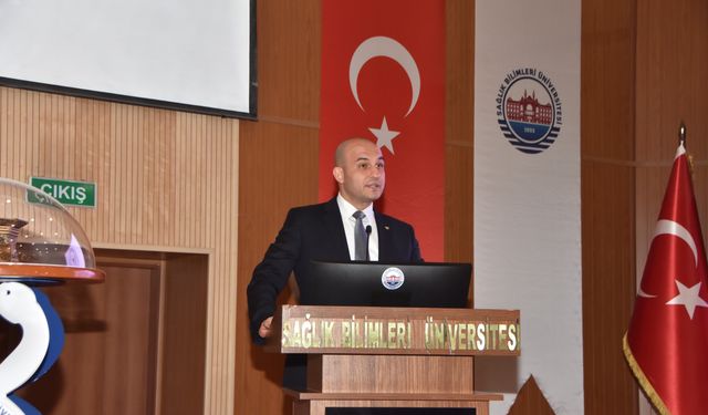 Gülhane Eczacılık Fakültesi’nde Beyaz Önlük Giyme Töreni Gerçekleştirildi