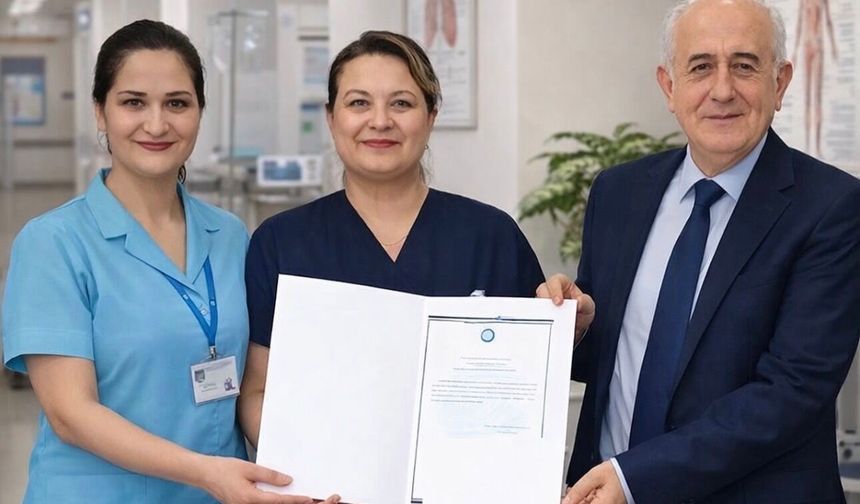 BUÜ Hastanesi Hemşirelerinden Uluslararası Akademik Başarı