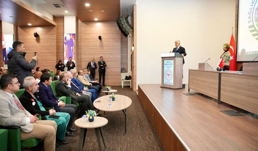 Akademisyenlik Yetmez, Eğitici Olmak Gerek: SBÜ Modeli Hayata Geçti