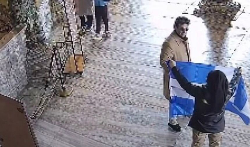 Συνελήφθησαν δύο Έλληνες τουρίστες για πρόκληση στην Αγία Σοφία