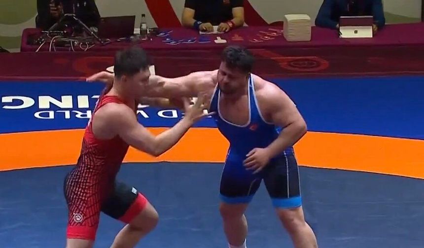 Rıza Kayaalp finalde! Rakibine diskalifiye şoku