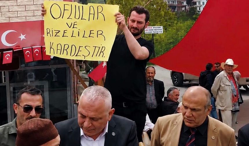 Kalkandere, Of ve Hayrat Arasındaki Geçiş Yolunun Kapatılması Tepki Çekti