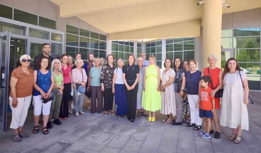 Munzur 60+ Tazelenme Üniversitesi Öğrencileri Yaz Kahvaltısında Buluştu