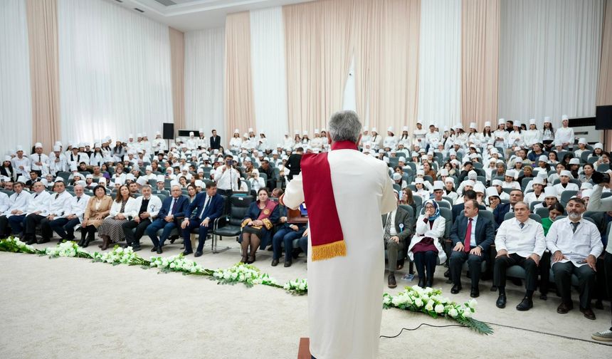 SBÜ Buhara İbn-i Sina Tıp Fakültesi, Tarihi Mezuniyet Törenine Hazırlanıyor