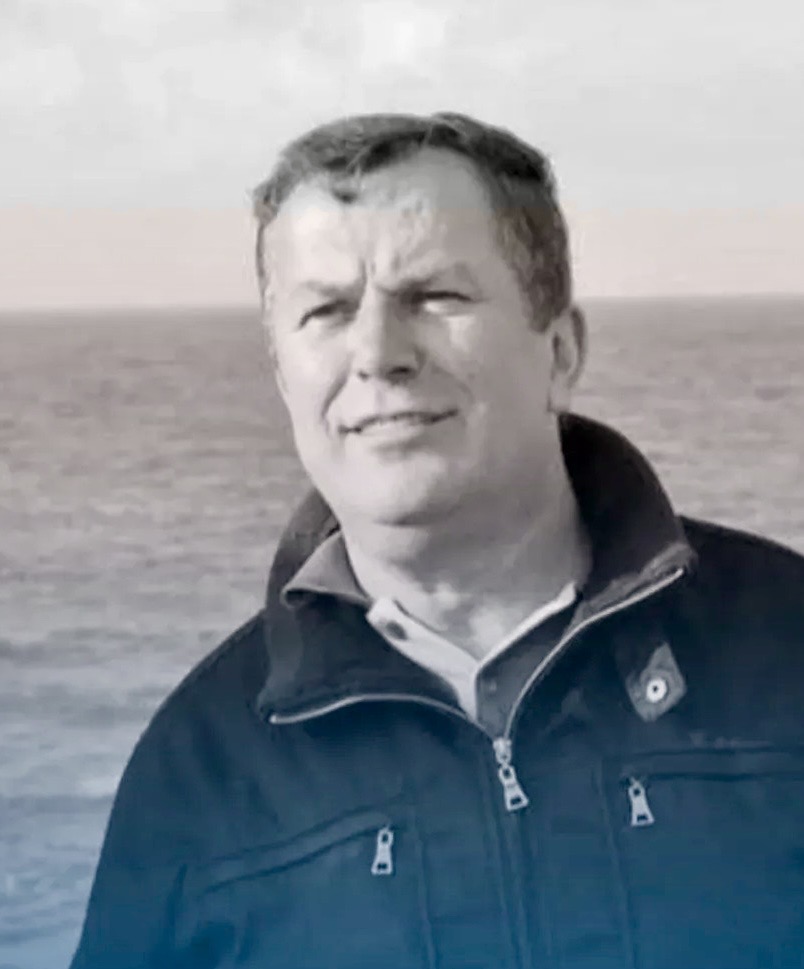 Emekli Doktor Zeki Doğan Peközer Hayatını Kaybetti