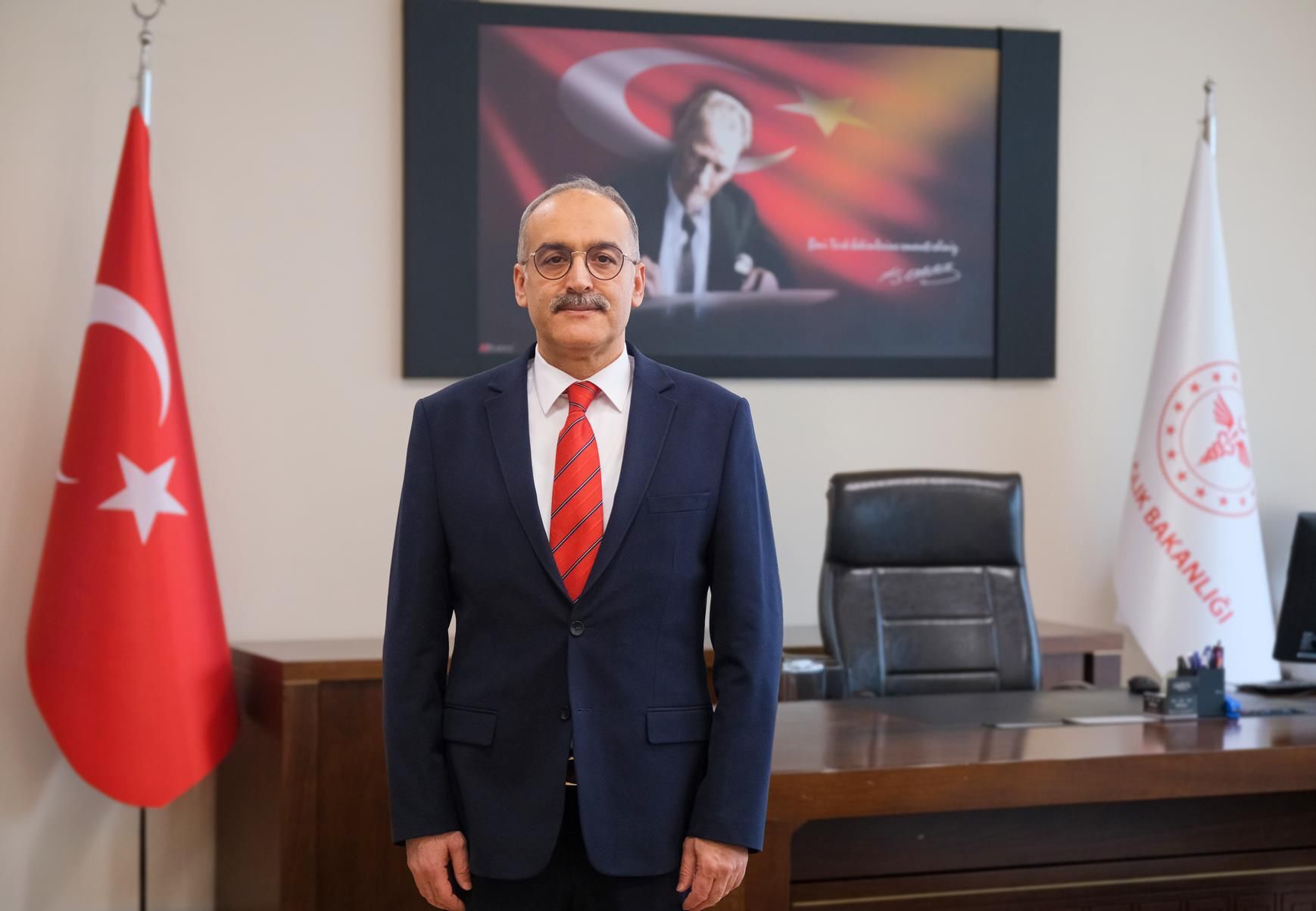 Başhekim Doç. Dr. Mustafa Cüneyt Çiçek,