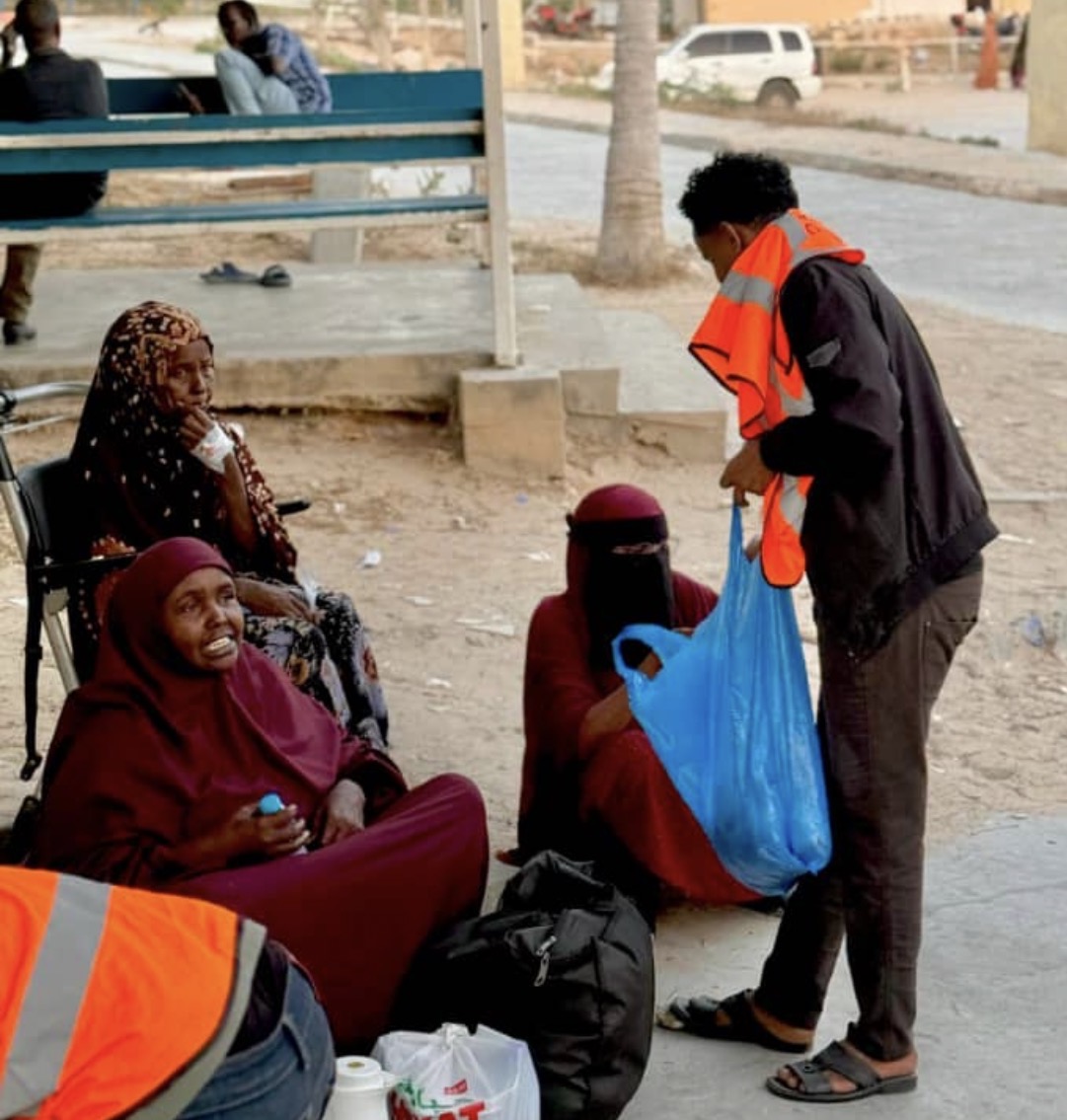 Bir Şişe Su, Bir Hurma… SBÜ’den Somali’de Örnek Dayanışma