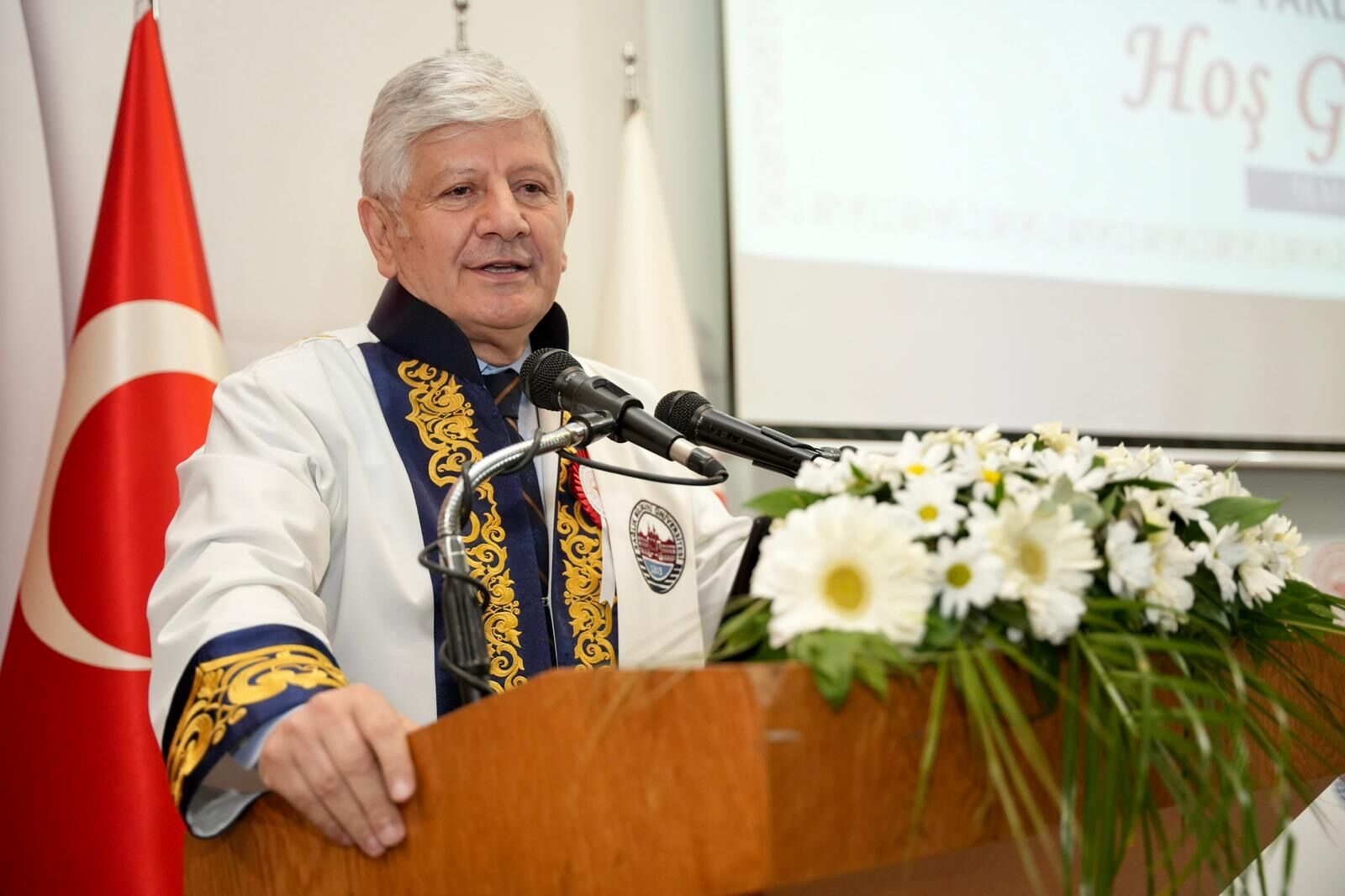 SBÜ Rektörü Prof. Dr. Kemalettin Ayd