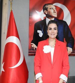 Doç Dr. Sümeyra Topal