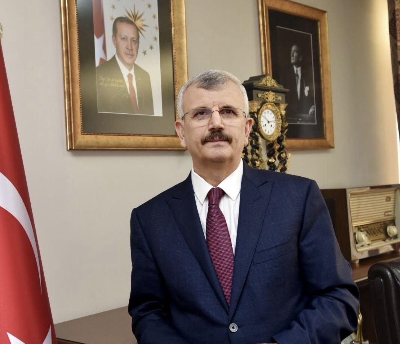 Prof. Dr. Cevdet ERDÖL