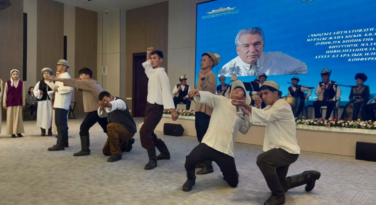 Адабияттан стратегияга чейин: Чыңгыз Айтматовдун мурасы жаңы дүйнө таанымды сунуштайт