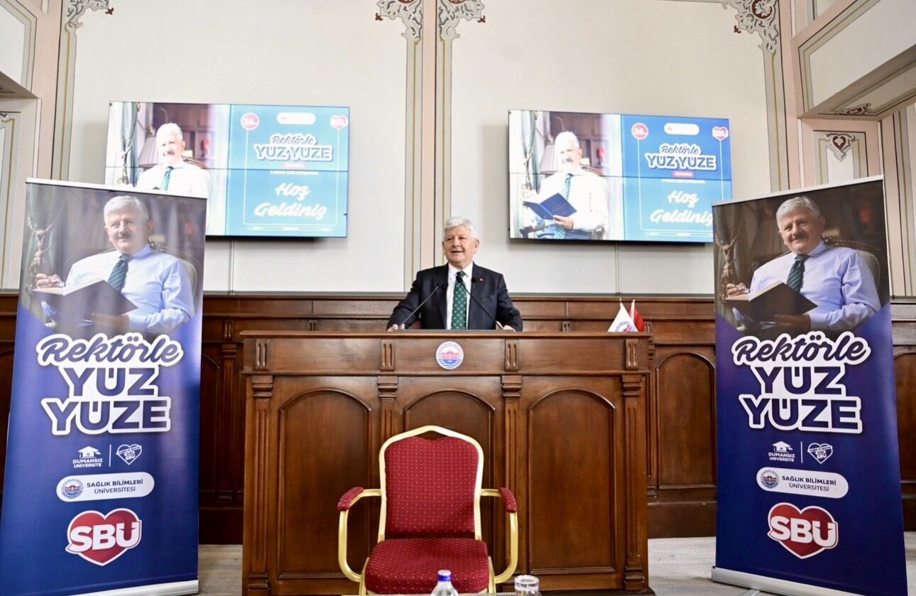 Rektör Kemalettin Aydın akademisyenlerle bir araya geldi