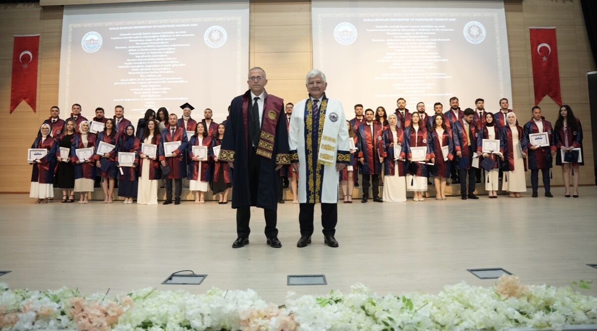SBÜ Erzurum Tıp Fakültesi İlk Mezunlarını Verdi-1